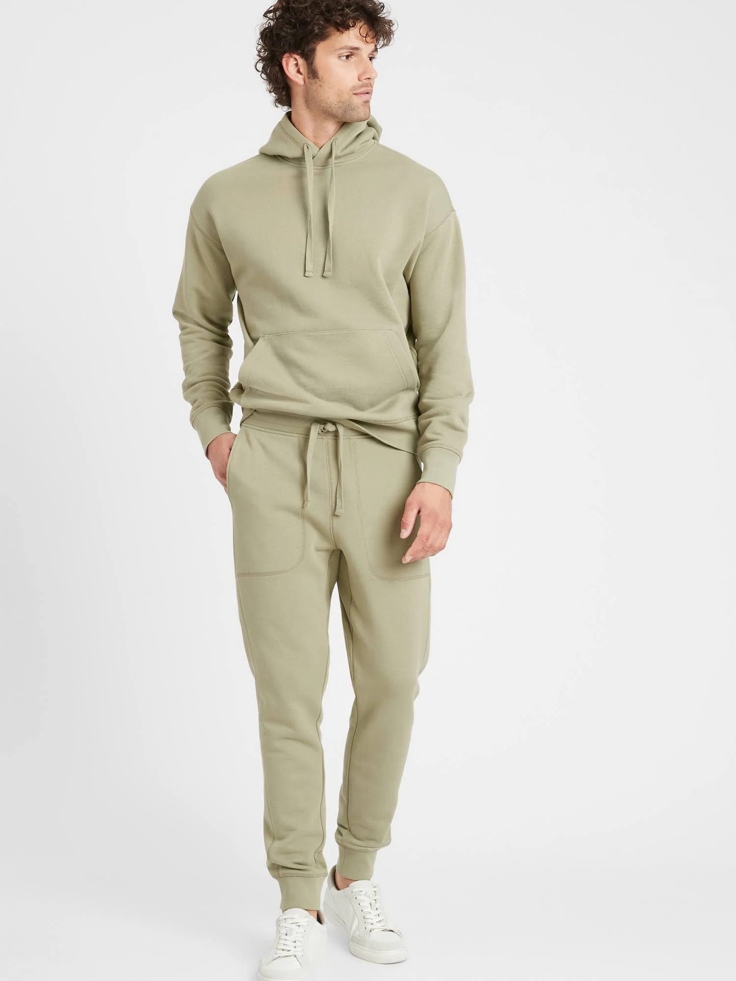 Banana Republic Men's Organic French Terry Jogger Green Cardoon Size M