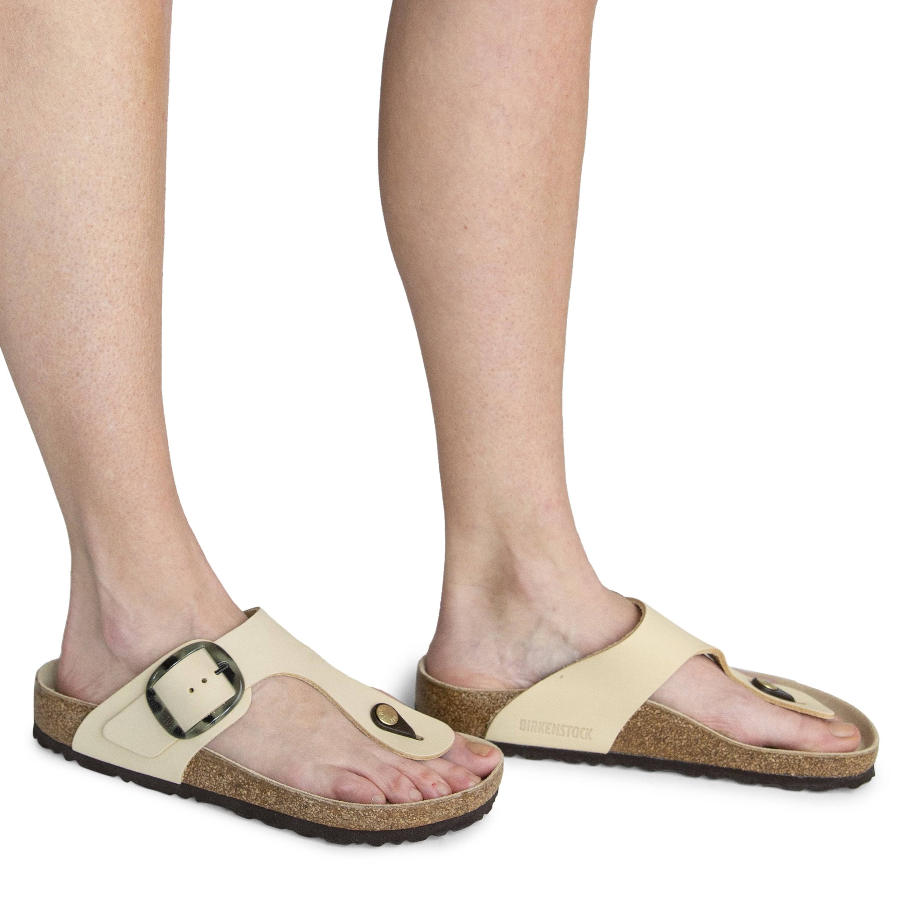 Birkenstock Women's Gizeh Big Buckle Cognac Leather