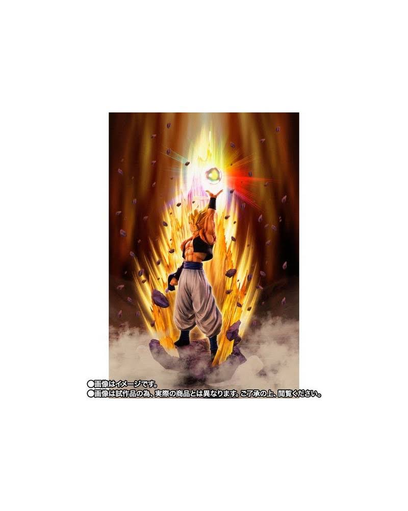 Dragon Ball Z: Fusion Reborn FiguartsZERO Super Saiyan Gogeta Exclusive