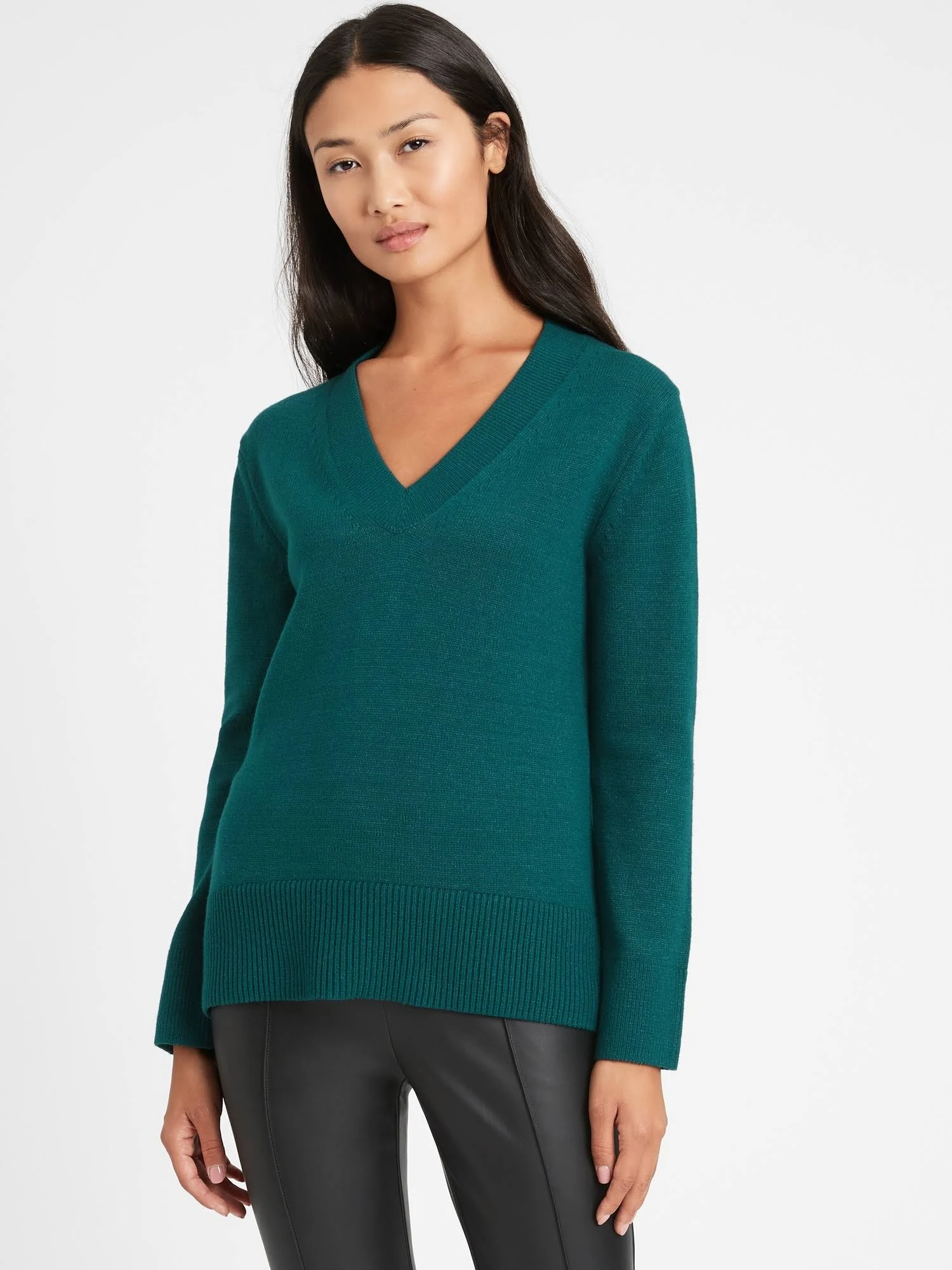 Banana Republic Women's Relaxed Chunky V-Neck Sweater Glen Green Size Xs