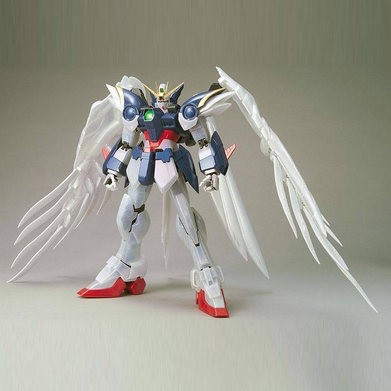 Gundam PG 1/60 Wing Gundam Zero Custom Pearl Mirror Coating