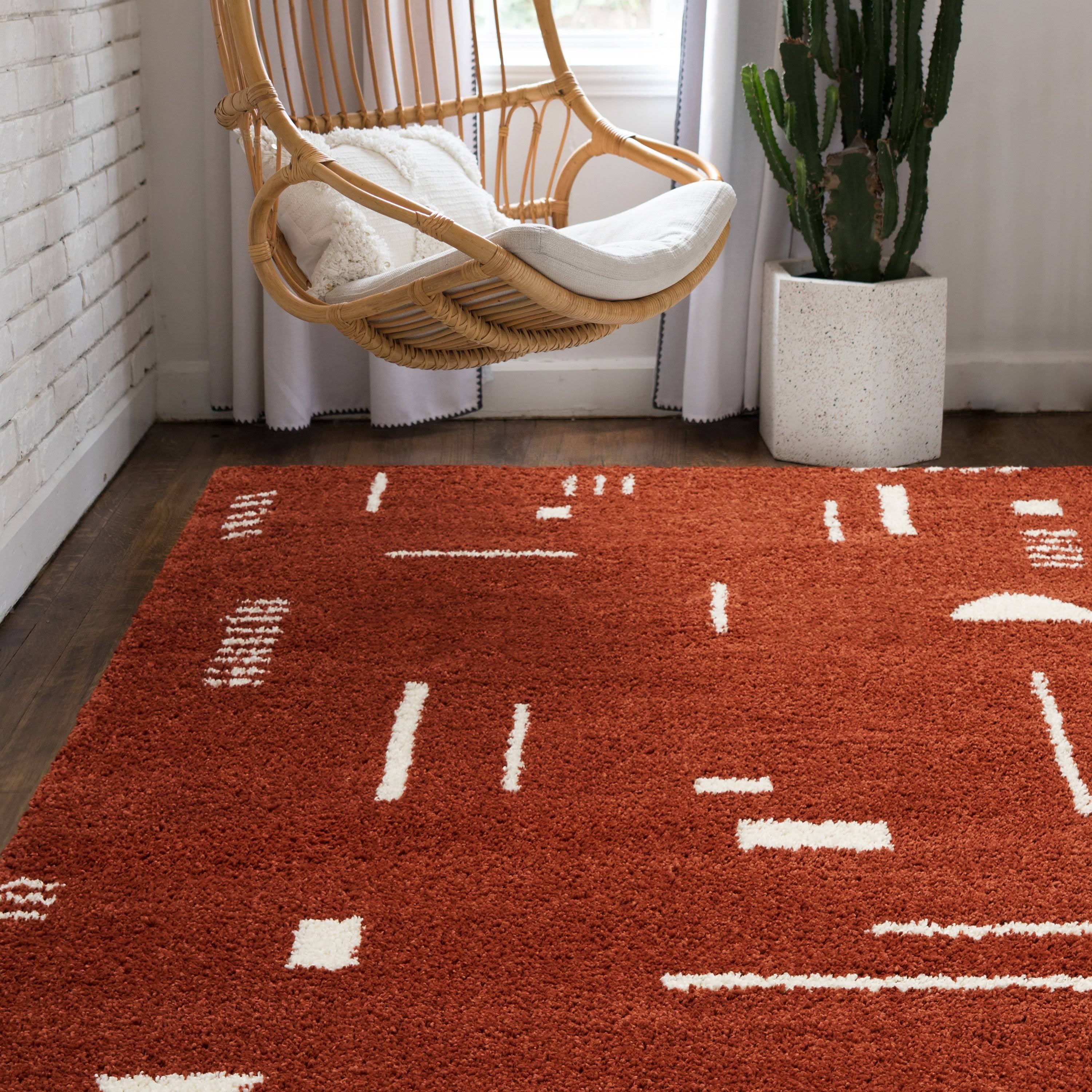 BALTA Rupa White/Navy 7 ft. x 9 ft. Modern Shag Area Rug