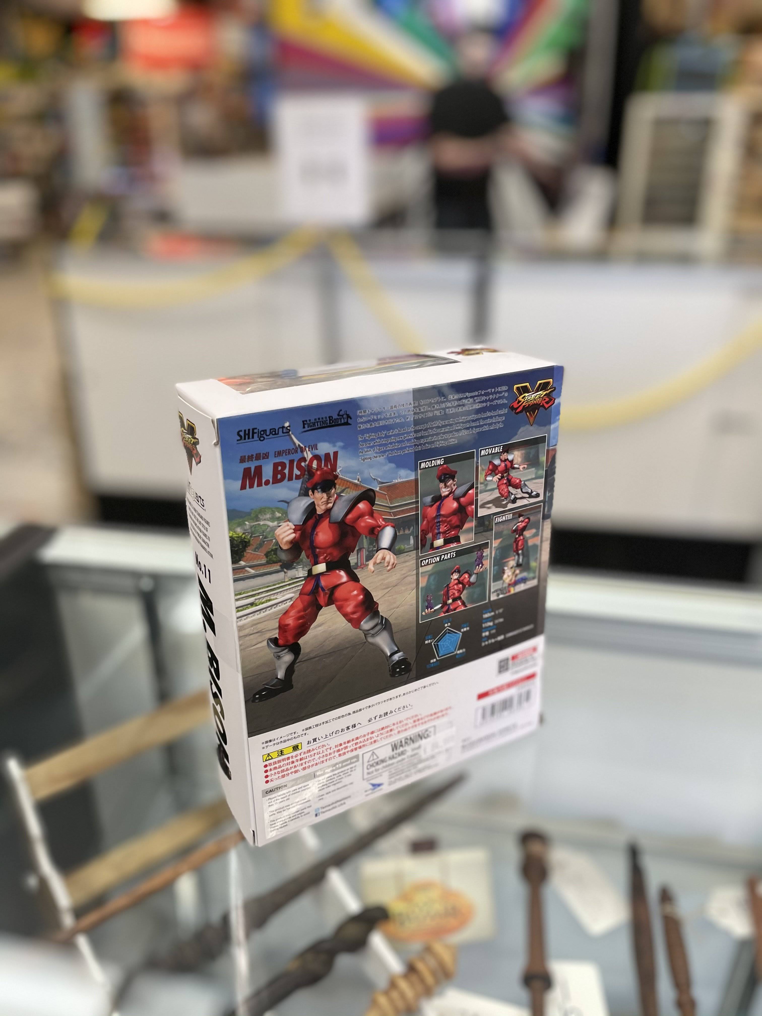 Street Fighter M Bison S.H.Figuarts