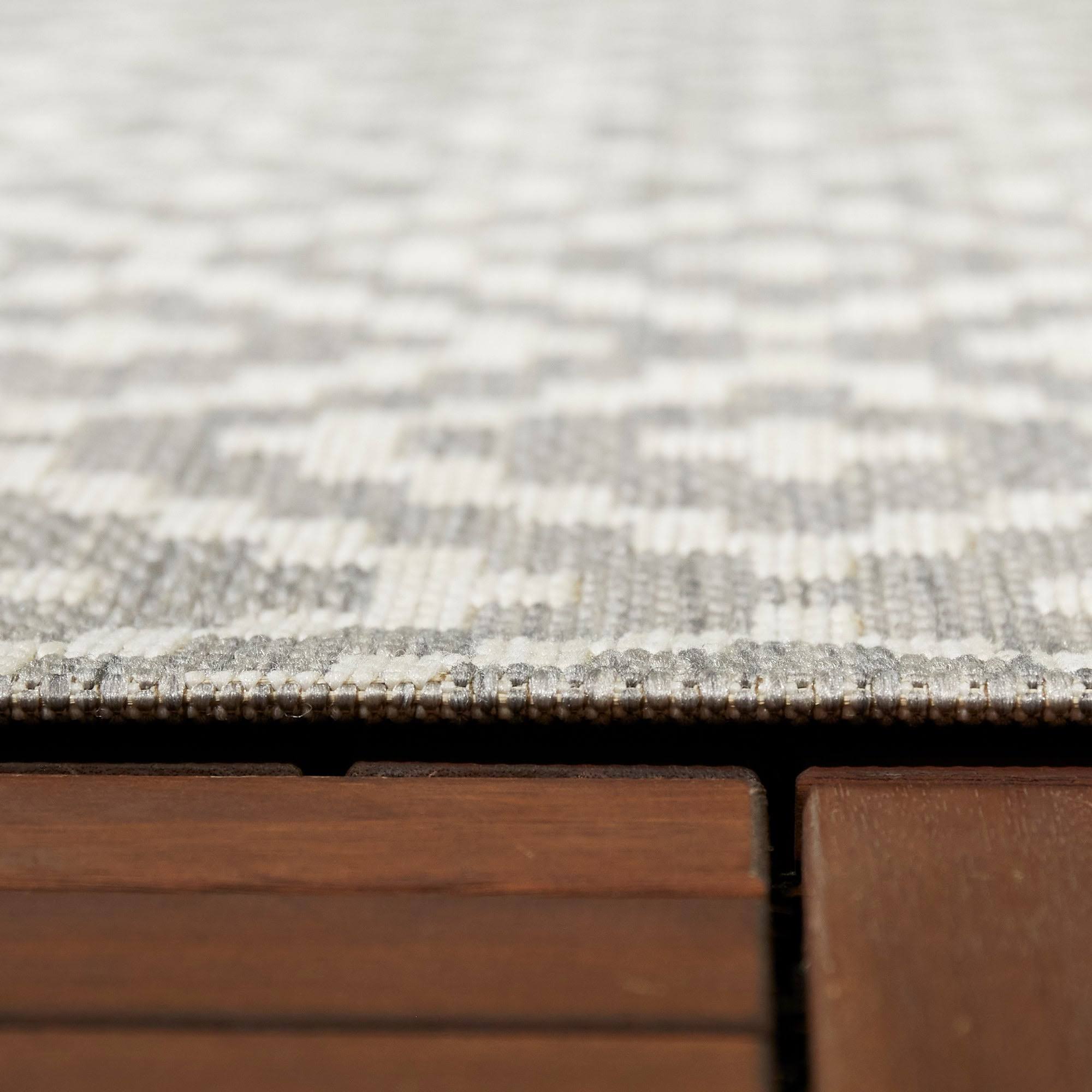 BALTA Cassady White 8 ft. x 10 ft. Diamond Trellis Indoor/Outdoor Area Rug