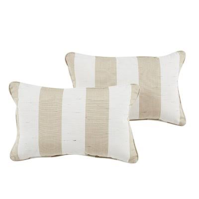 Beachcrest Home Kaila Outdoor Rectangular Pillow Cover & Insert