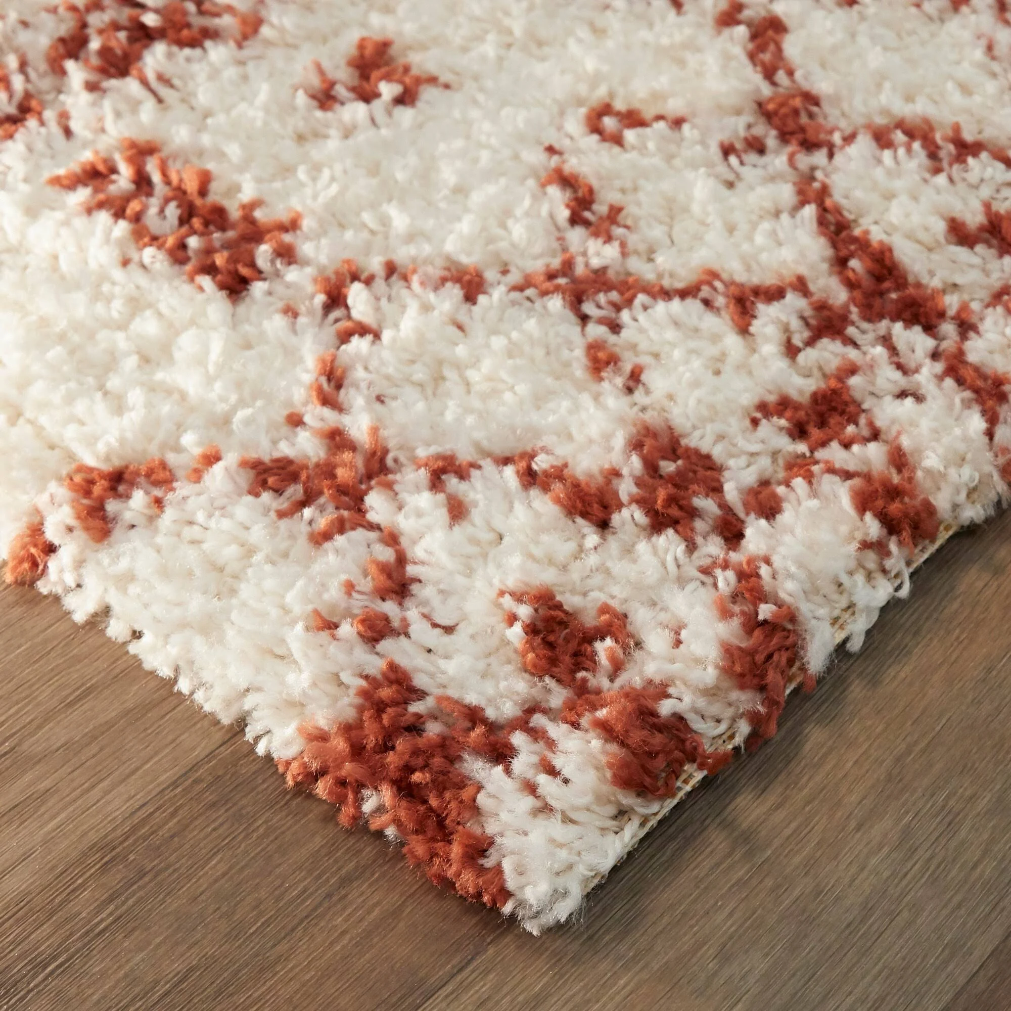Balta Dominic Grey/Cream 5 ft. x 7 ft. Moroccan Shag Area Rug