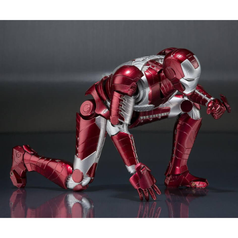 Iron Man 2: Iron Man Mark V & Hall of Armor Set S.H. Figuarts Action Figure