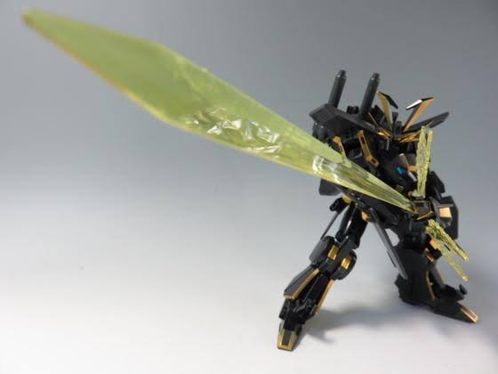 Premium Bandai Gundam Build Fighters Dryon III HG 1/144 Model Kit