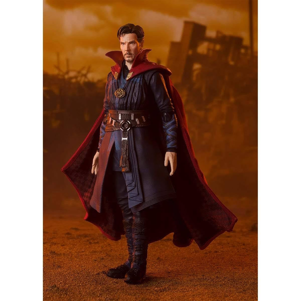 Bandai Avengers: Infinity War S.H.Figuarts Doctor Strange (Battle on Titan Edition)