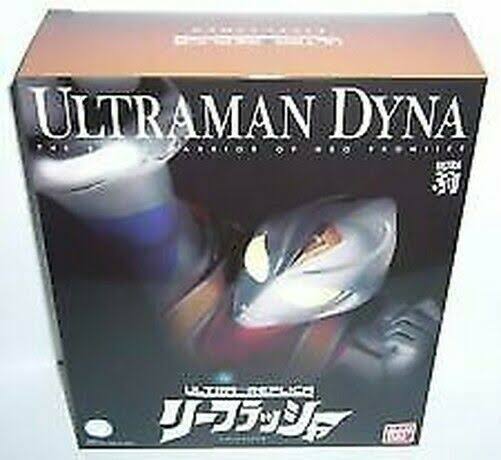 Ultraman Dyna Leaflasher avec Pidestal Ultra Replica Japon