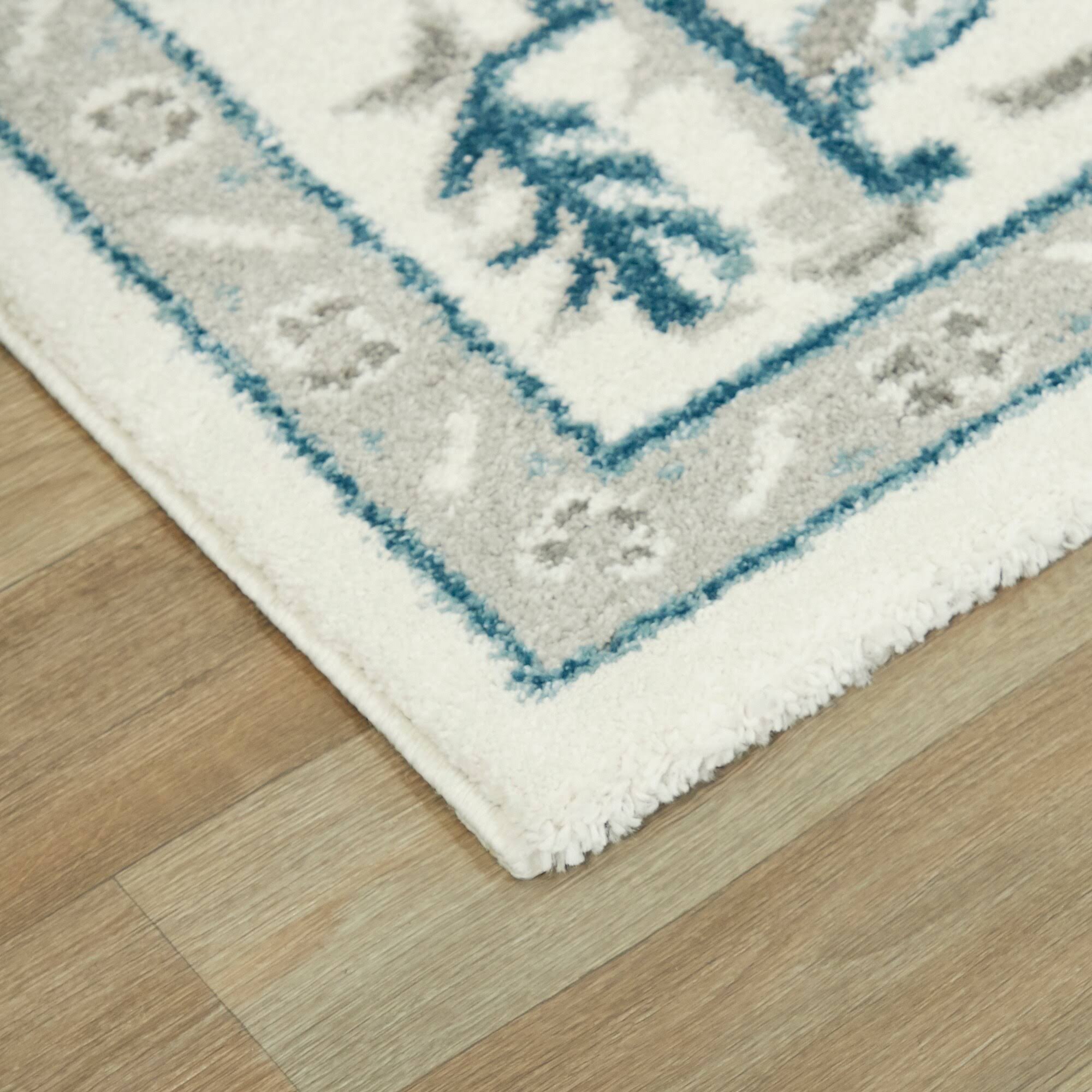 BALTA Luna Light Blue 5 ft. x 7 ft. Persian Medallion Area Rug