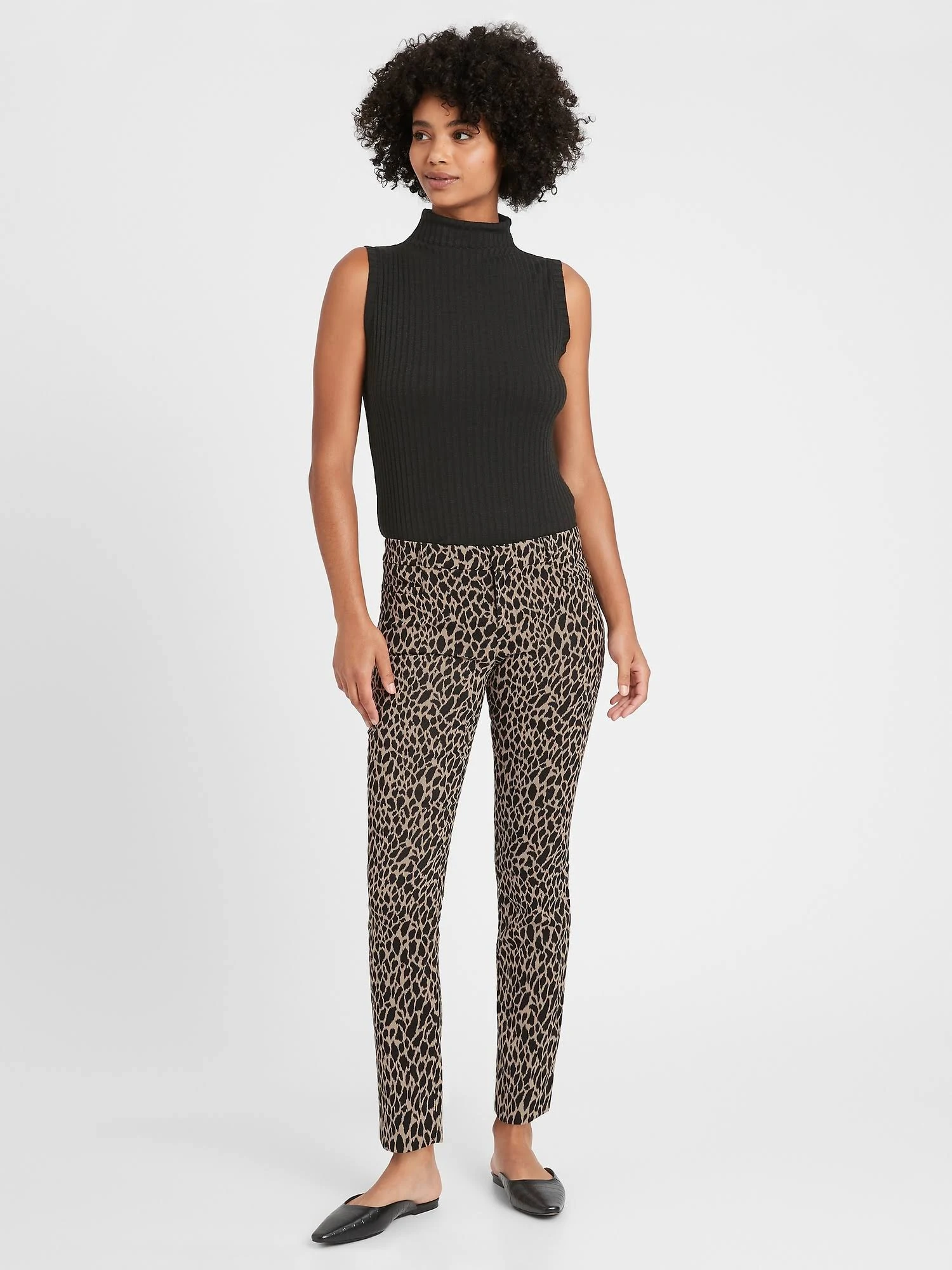 Banana Republic Women's Mid-Rise Skinny Sloan Pant Giraffe Print Size 2 Long