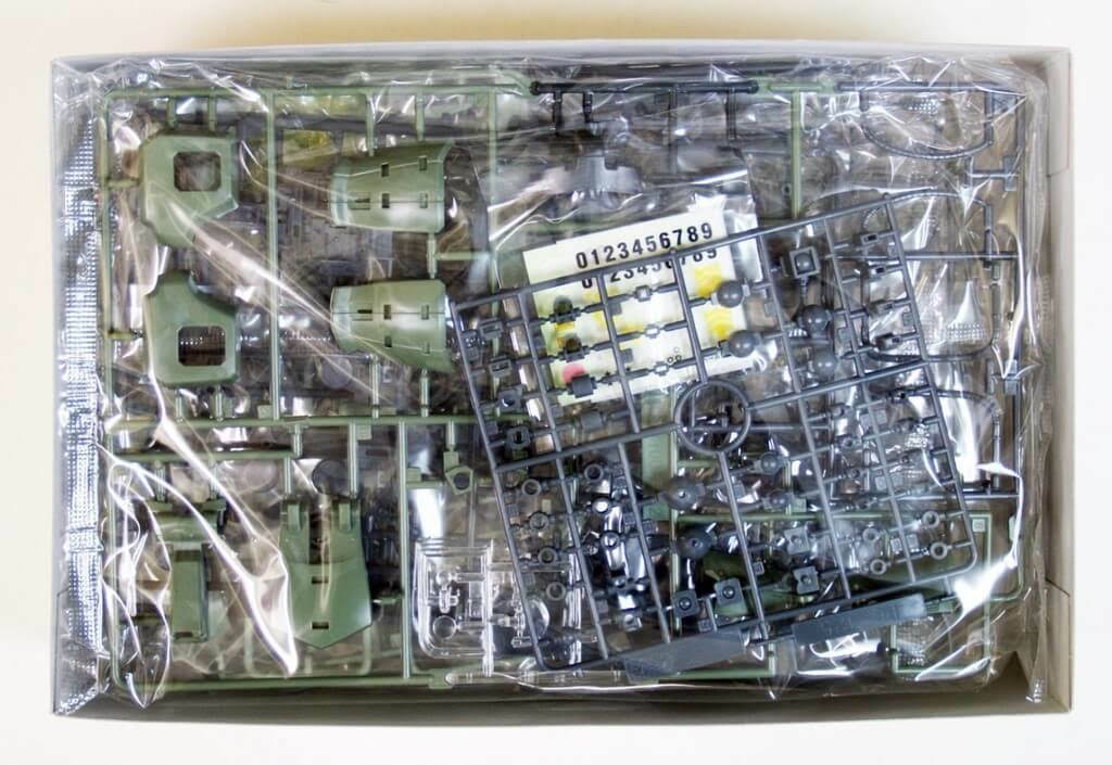 Gundam MS-06F-2 Zaku II F2 Zeon mg 1/100 Scale