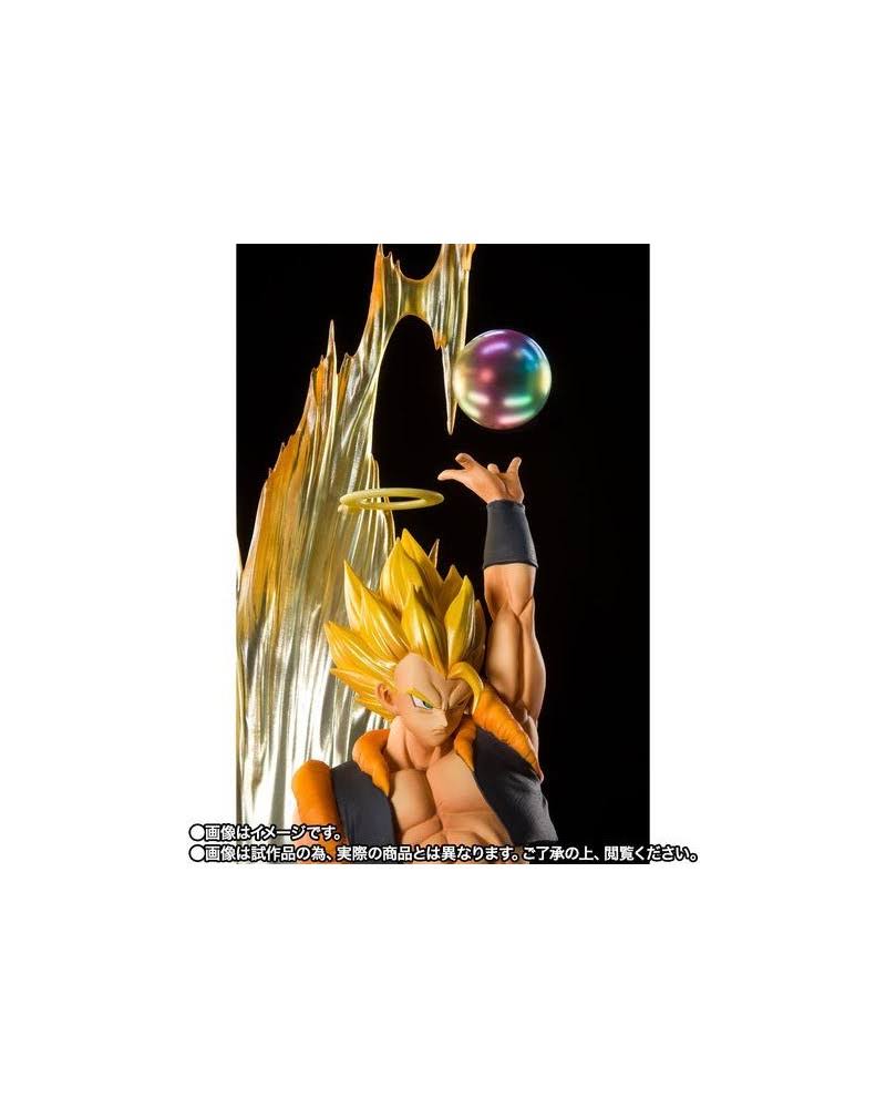 Dragon Ball Z: Fusion Reborn FiguartsZERO Super Saiyan Gogeta Exclusive