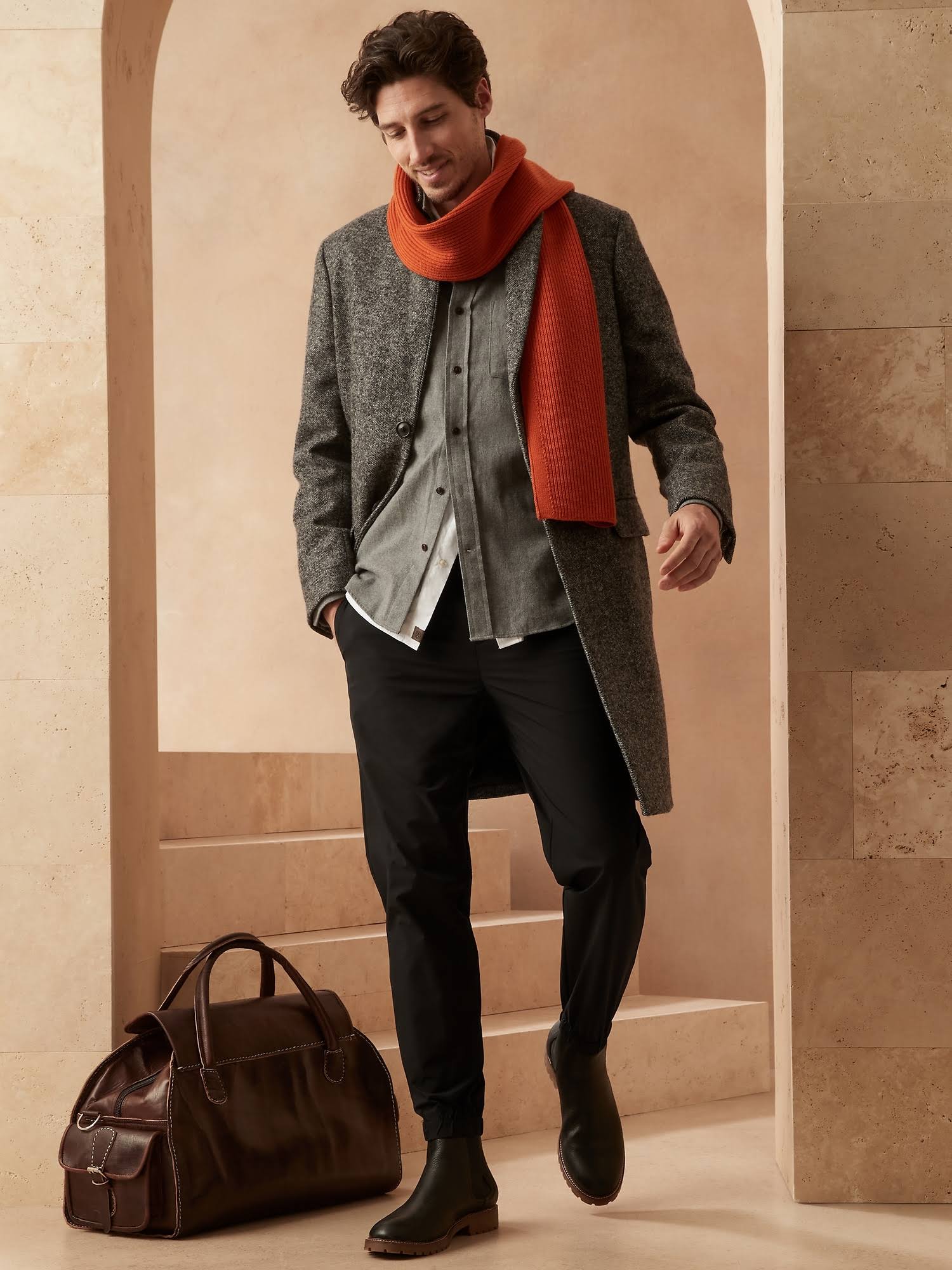 Banana Republic Men's Slim Motion Tech Jogger Black Tall Size XXL