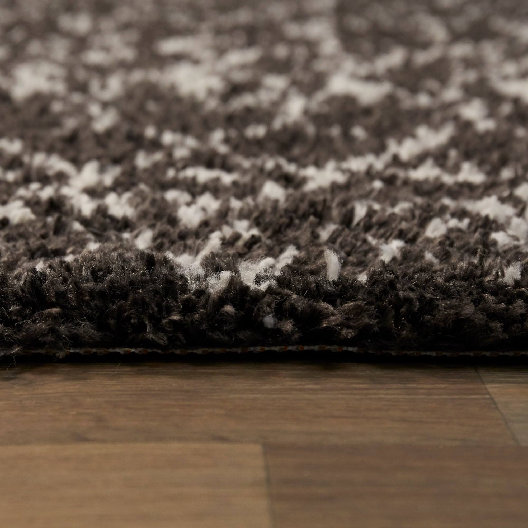 BALTA Dominic Cream/Grey 5 ft. x 7 ft. Moroccan Shag Area Rug
