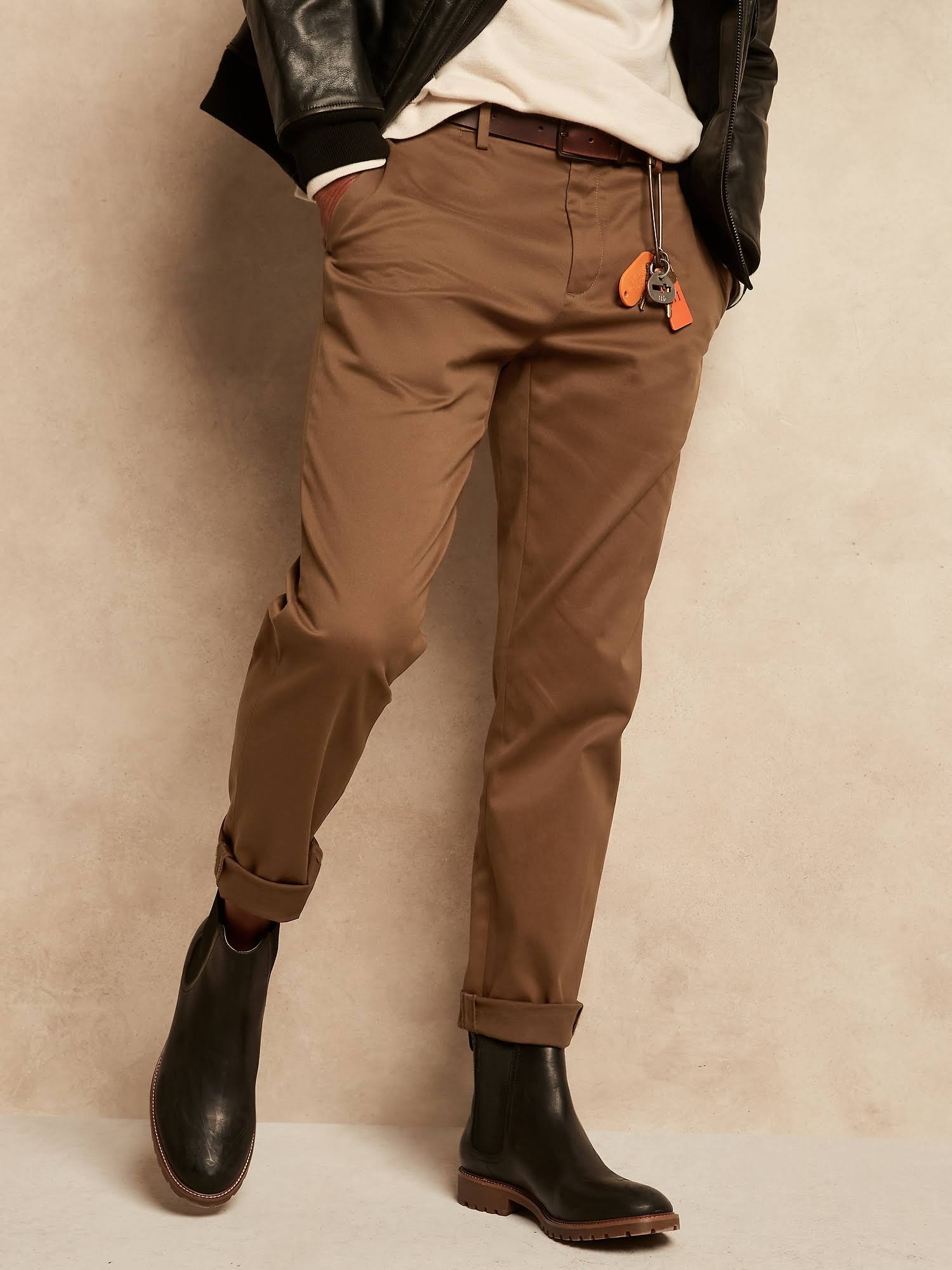 Banana Republic Men's Tapered Rapid Movement Chino Pant Sand Size 31W 32L