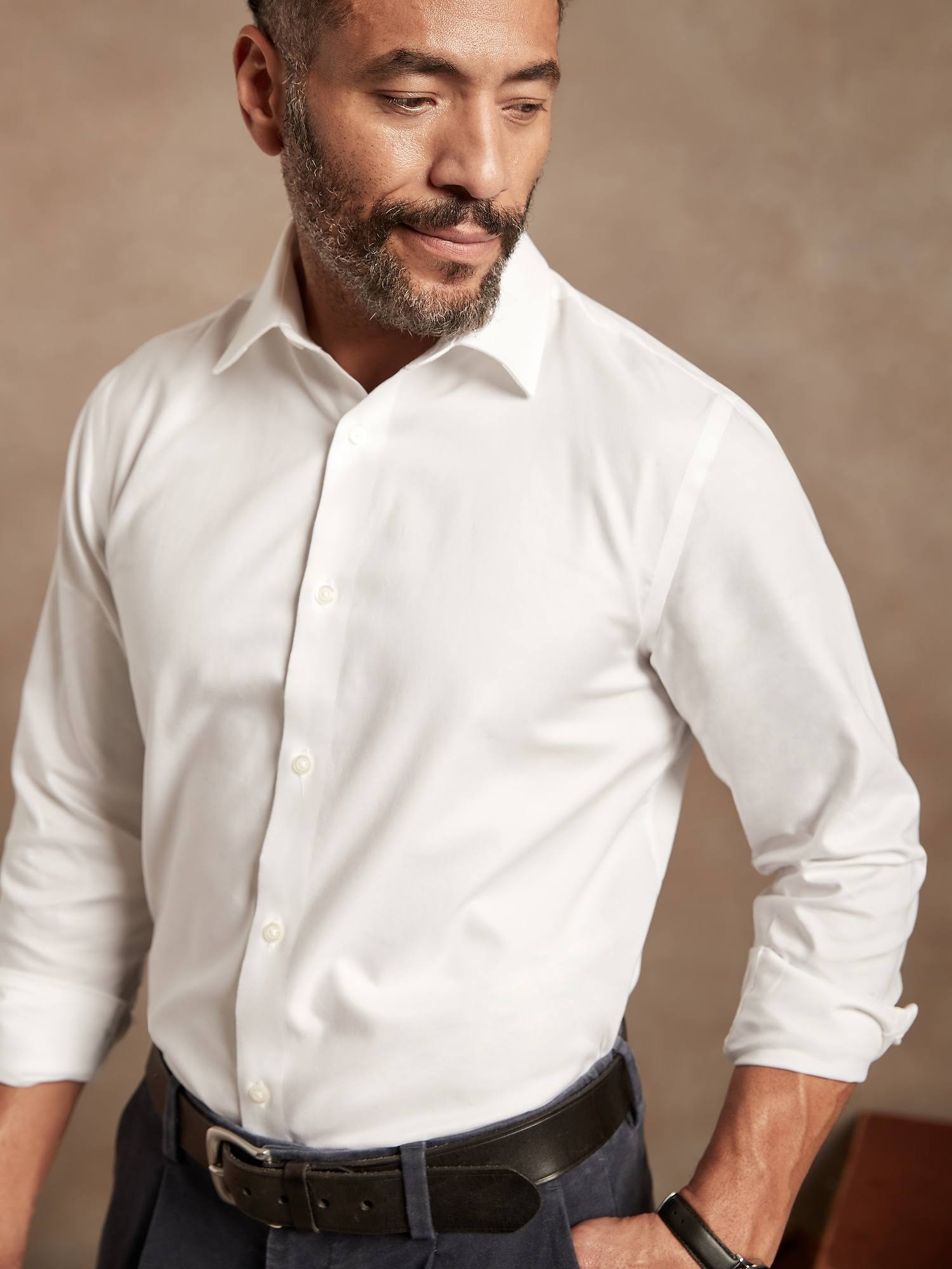 Banana Republic Men's Standard-Fit Non-Iron Dress Shirt White Size S