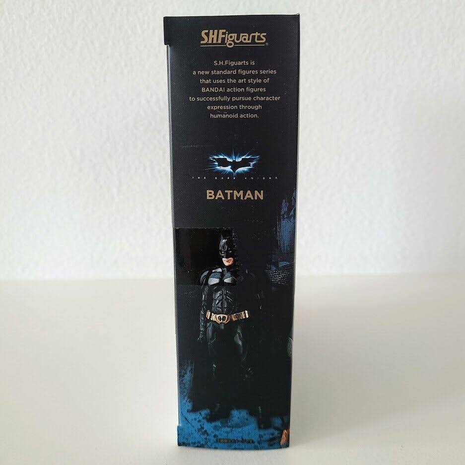 The Dark Knight: Batman S.H. Figuarts Action Figure