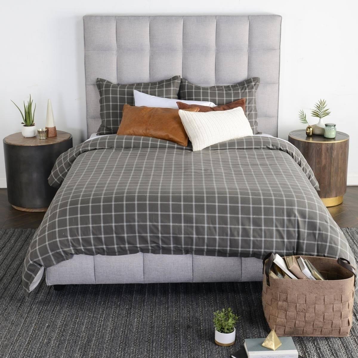 Strick & Bolton Lindi Leather 14-inch x 26-inch Throw Pillow (Brown)