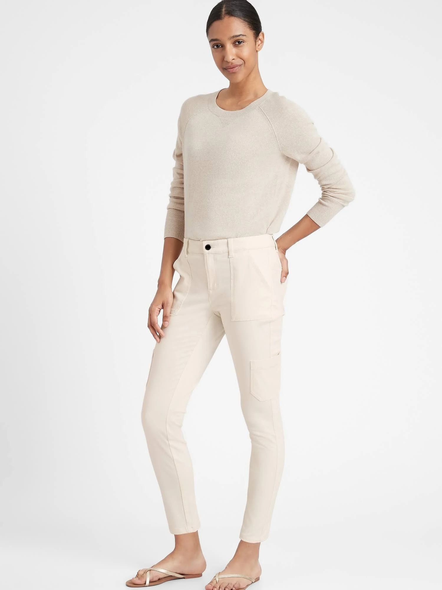 Banana Republic Women's Mid-Rise Skinny Cargo Chino Pant White Size 6 Regular