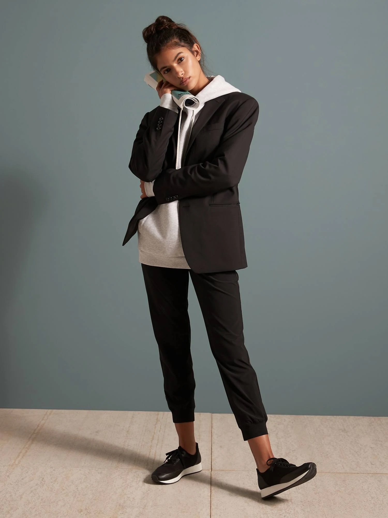 Banana Republic Women's Flyweight Jogger Black Size M