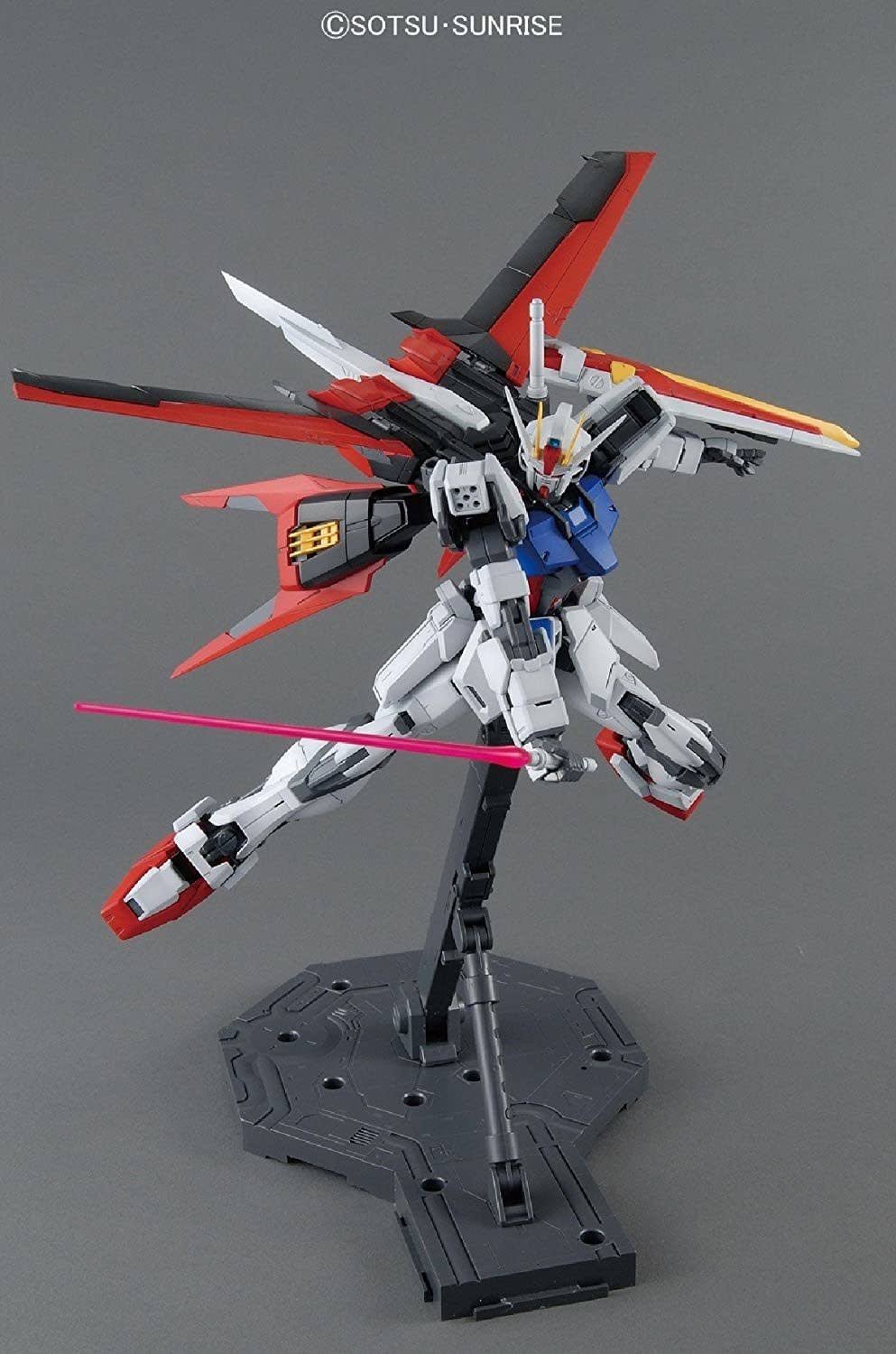 Bandai Gundam mg 1/100 Aile Strike Ver RM