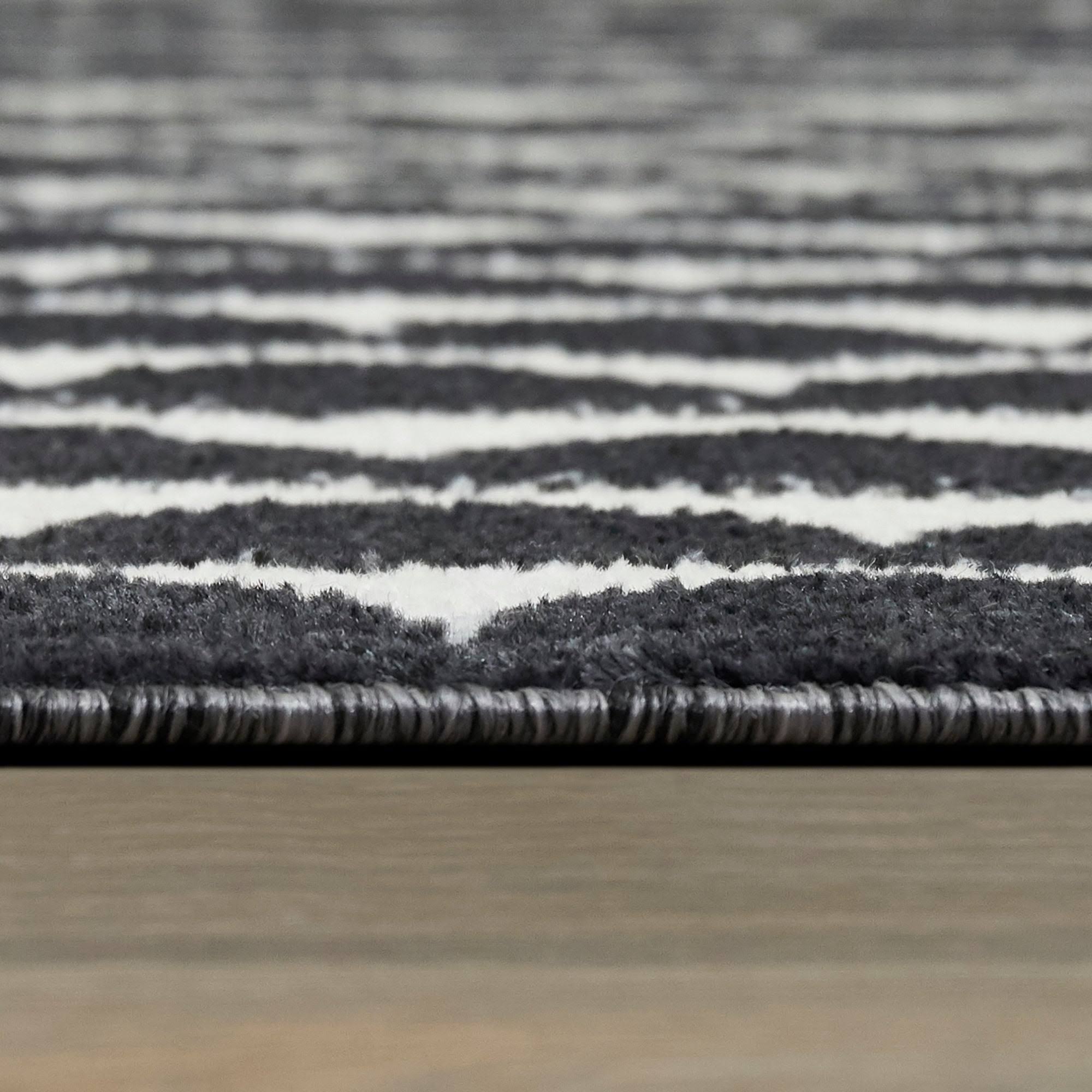 Palmer Modern Scale Area Rug - 2&2x22 x 7& Runner - White