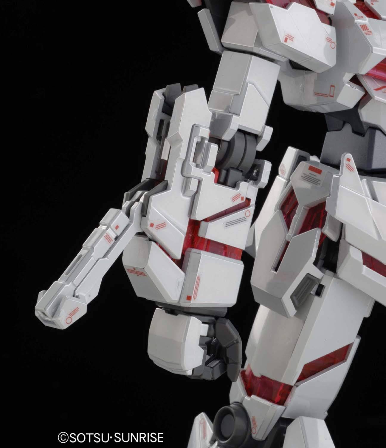 Bandai mg 1/100 RX-0 Unicorn Gundam Ver KA Titanium Finish Plastic Model Kit