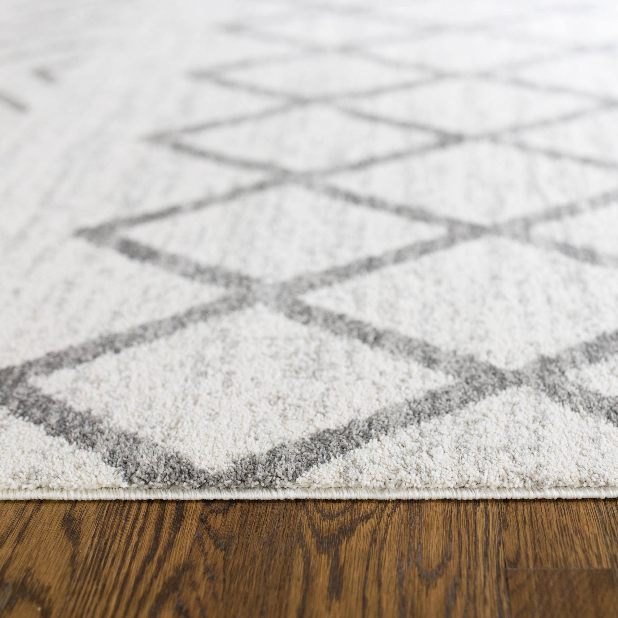 Carson Carrington Salsaker Geometric Indoor Area Rug - 5& 3x22 x 7& - Grey