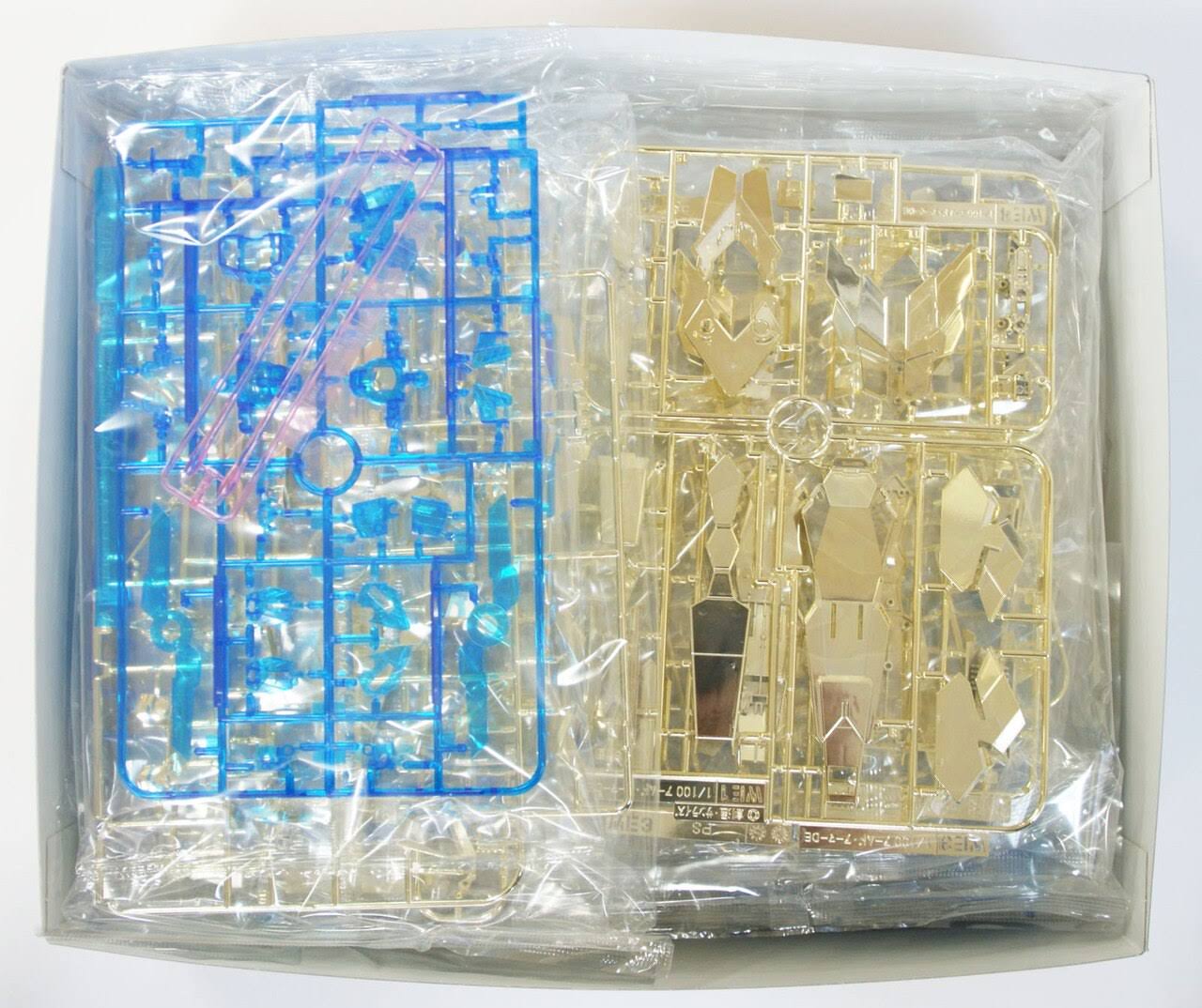 Bandai MG 1/100 Unicorn Gundam 03 Phenex Model Kit