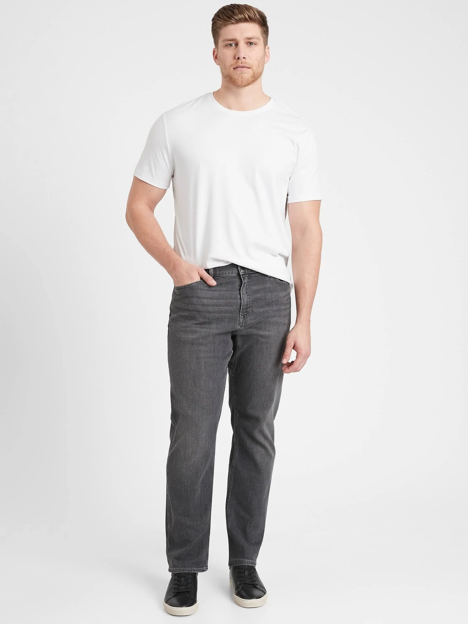 Banana Republic Men's Straight Rapid Movement Denim Jean with Coolmax Technology Slate Gray Wash Size 28W 32L