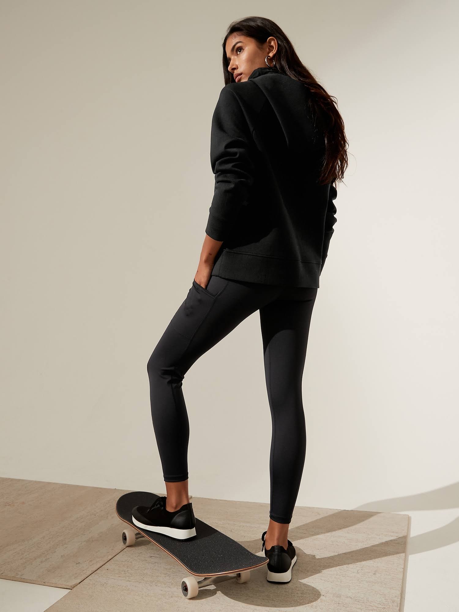 Banana Republic Women's on The Go 7/8 Legging Black Size XL