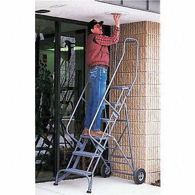 GoVets | Ballymore Folding Rolling Ladder Steel 60 in.H FAWL6P