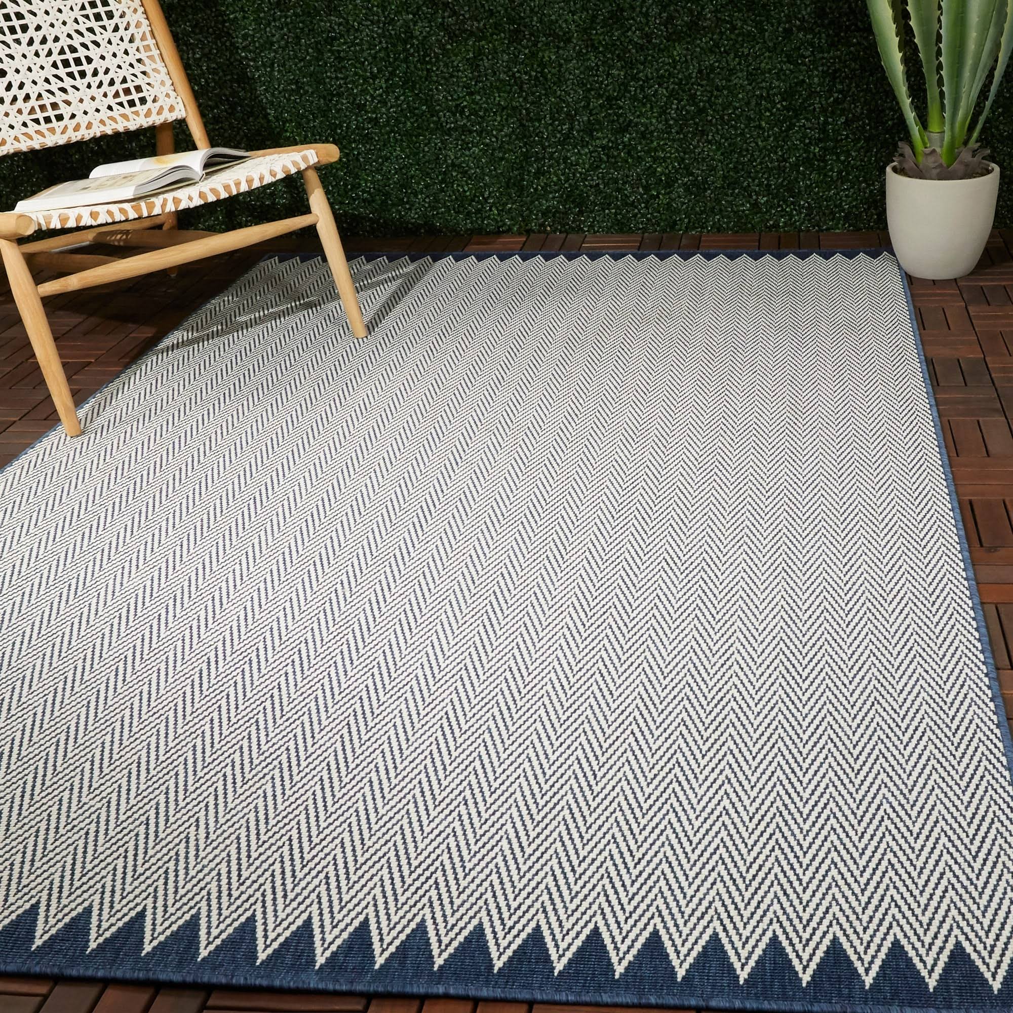 Pearson Chevron Outdoor Indoor/Outdoor Area Rug - 2&7x22 x 7& Runner - Navy