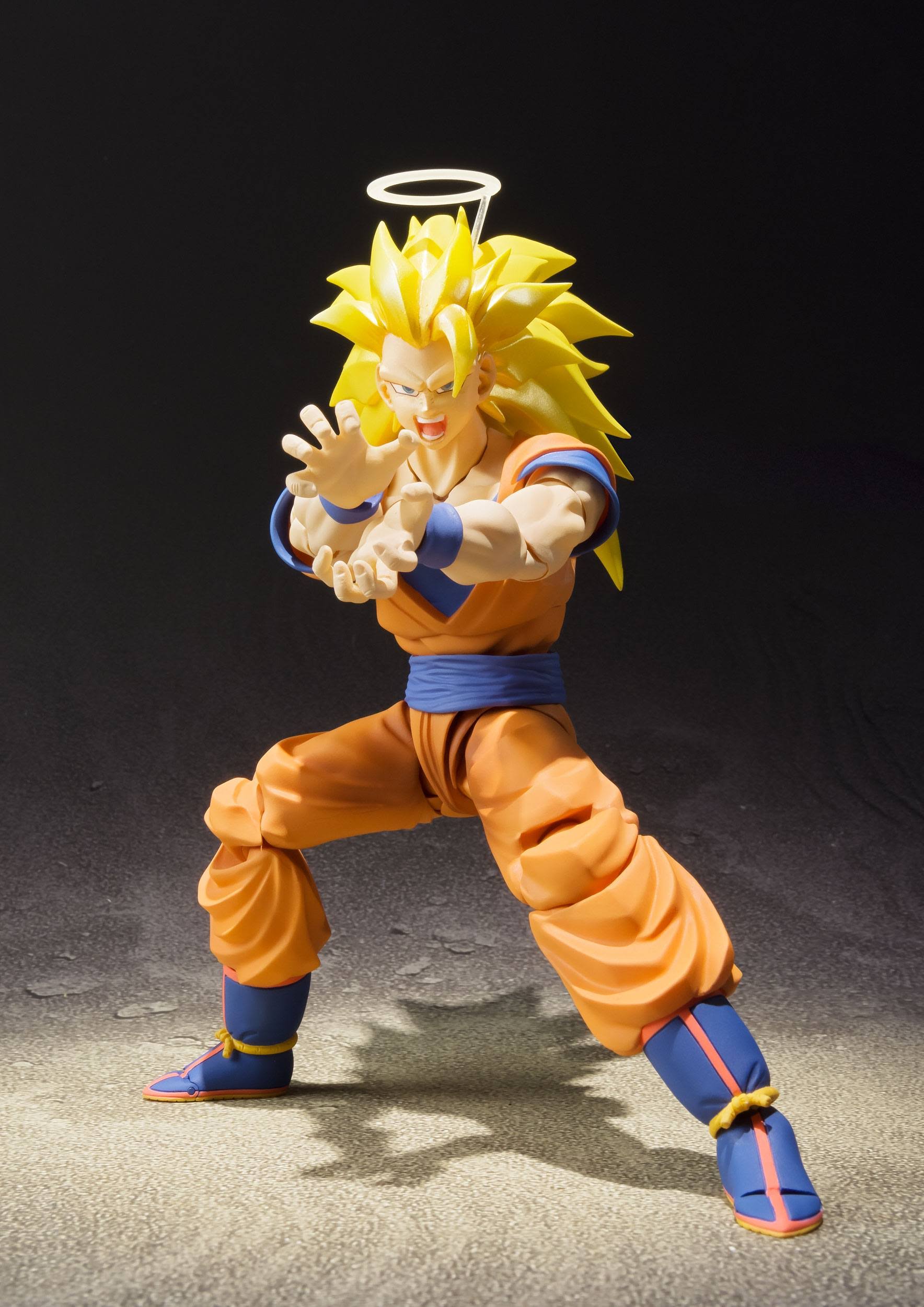 Dragon Ball Z: Super Saiyan 3 Son Goku S.H.Figuarts Action Figure