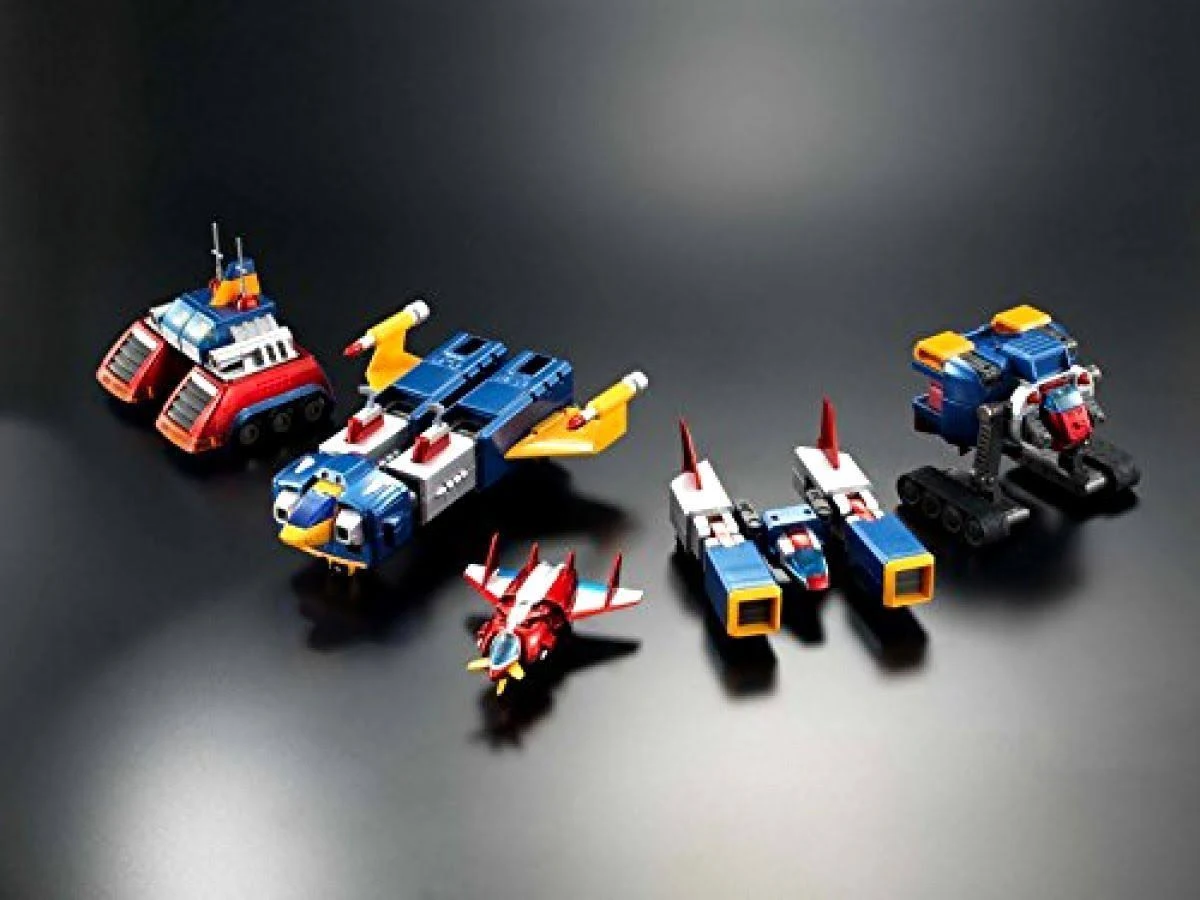 Bandai Tamashii Nations Soul of Chogokin Voltes V Action Figure