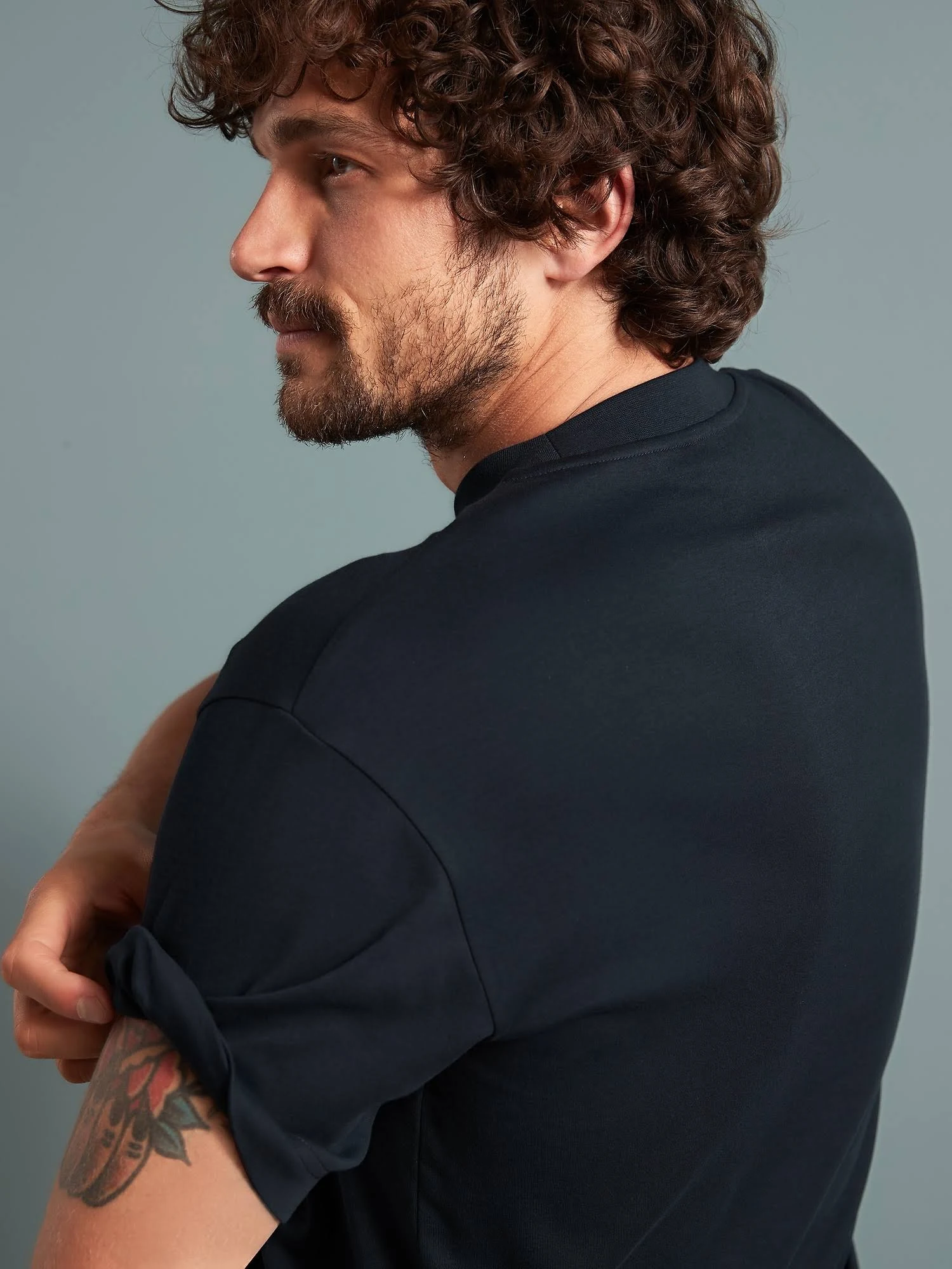 Banana Republic Men's Organic High Crew-Neck T-Shirt Navy Size L