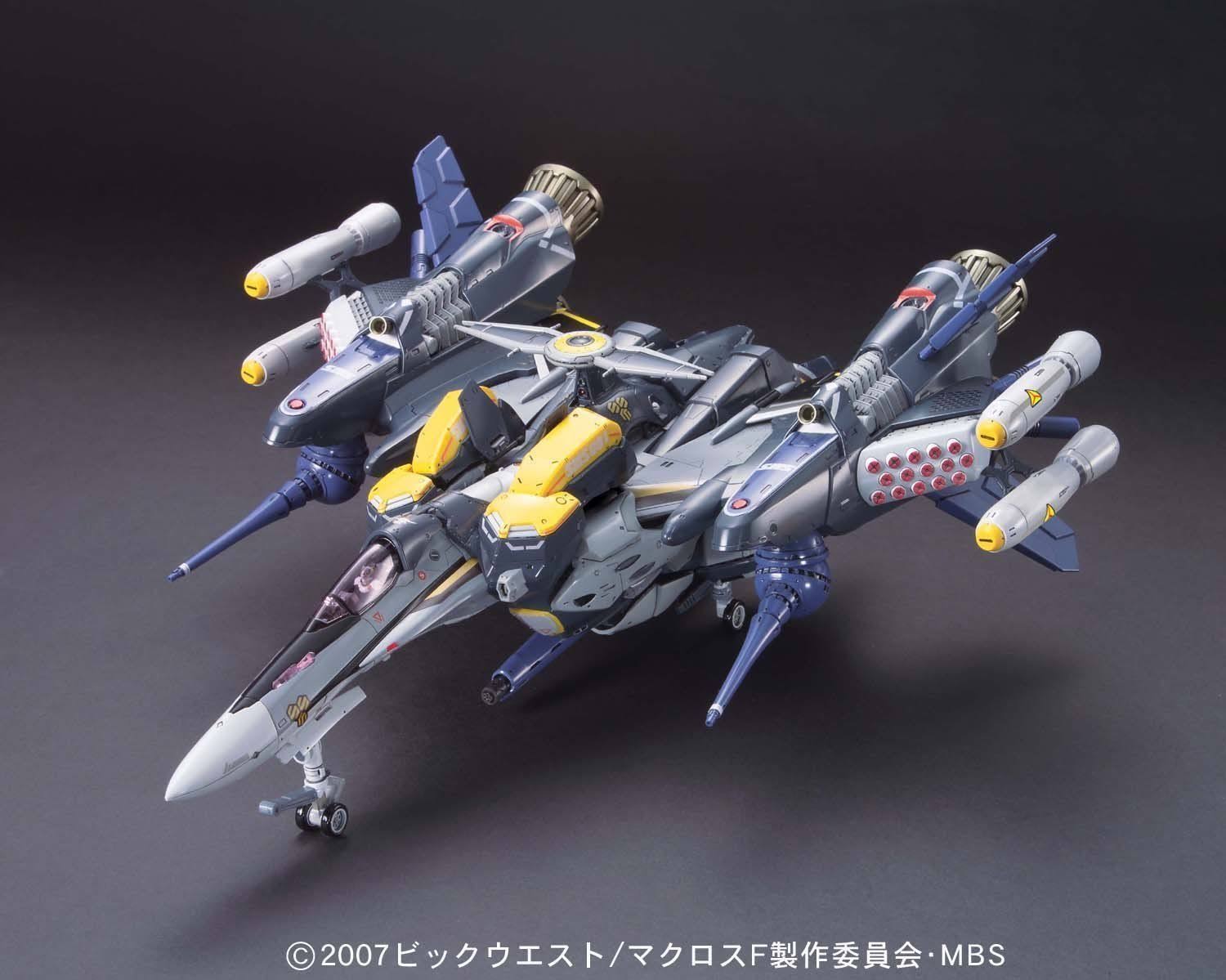 Bandai Macross VF-25S Armored Messiah Valkyrie Ozma Custom 1/72 Scale Model Kit