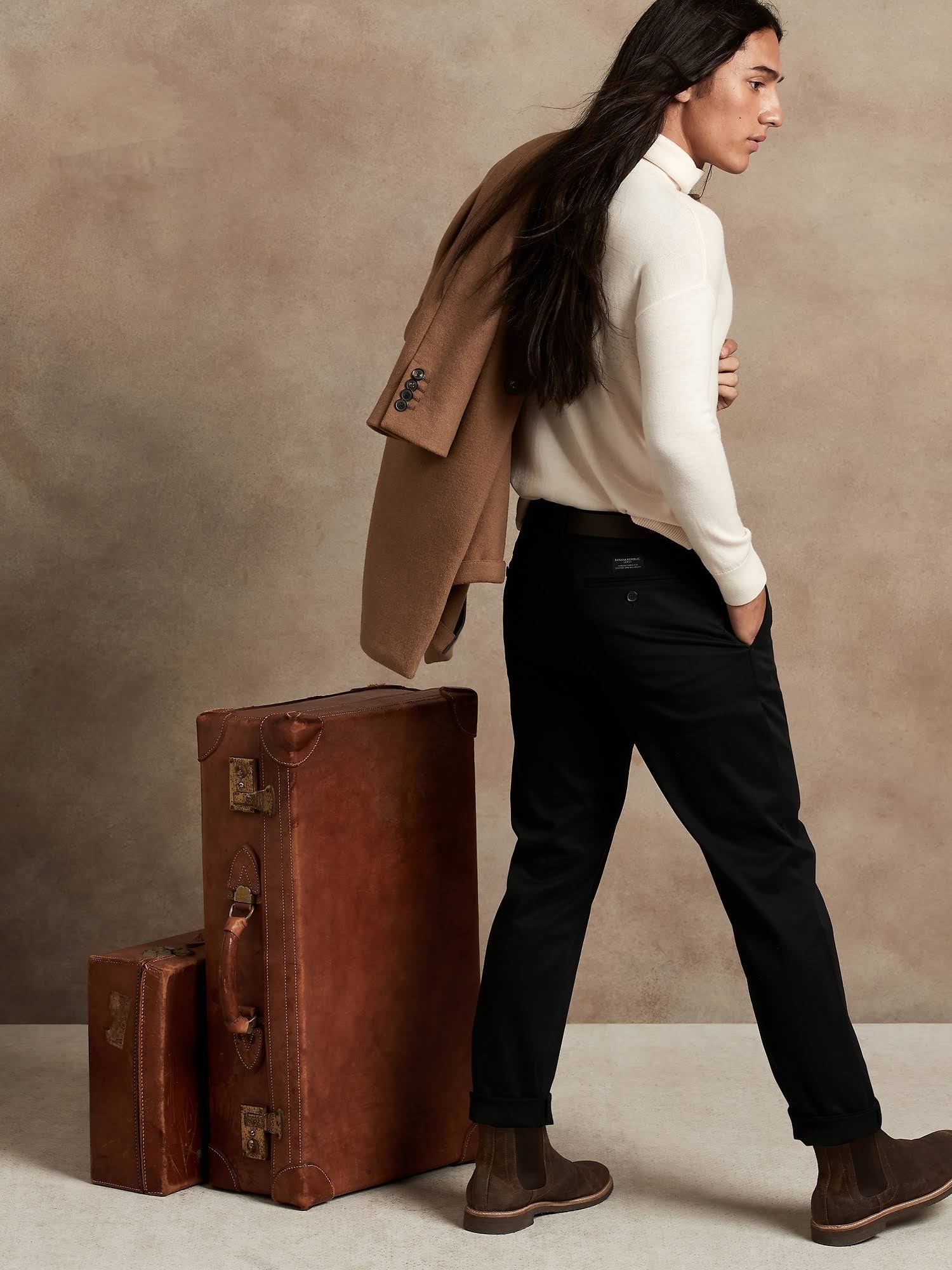 Banana Republic Men's Tapered Rapid Movement Chino Pant Black Size 44W 32L