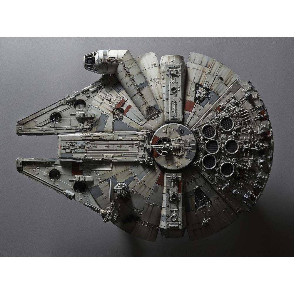 Millennium Falcon (Standard Ed.) 1/72 Perfect Grade Model Kit - Star Wars: A New Hope