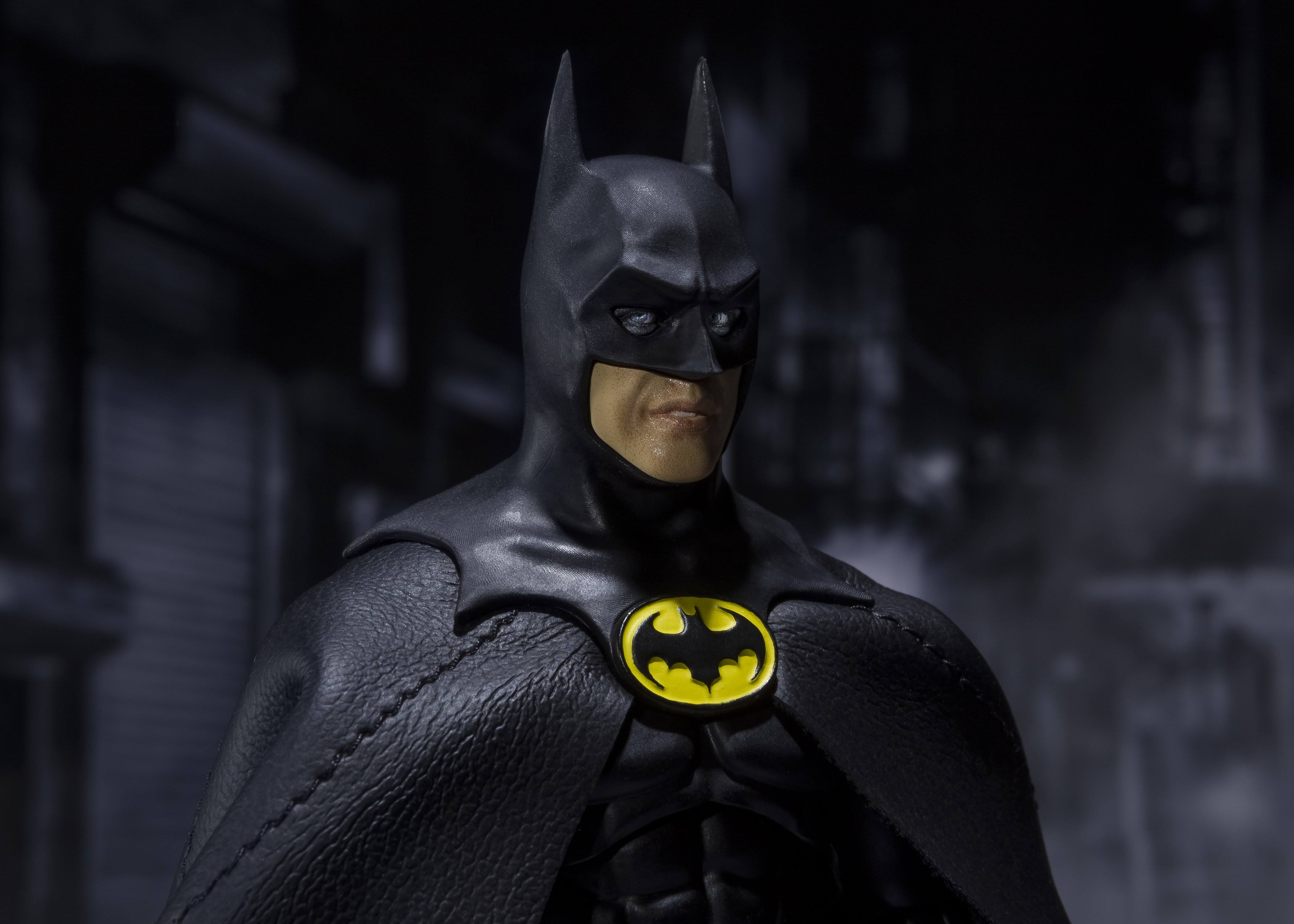 Batman 1989 S.H. Figuarts Action Figure