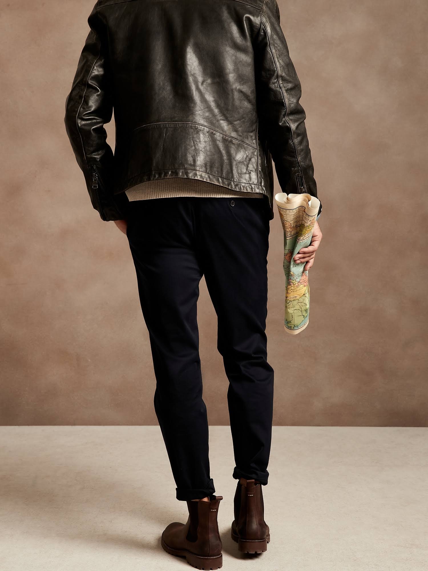 Banana Republic Men's Athletic Tapered Rapid Movement Chino Pant Navy Blue Size 31W 34L