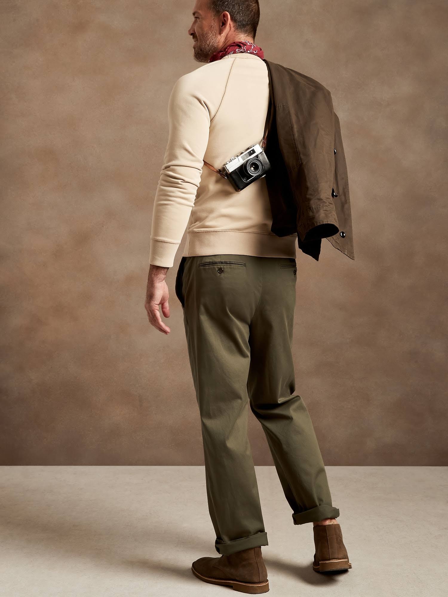 Banana Republic Men's Straight Rapid Movement Chino Pant Surplus Green Size 36W 32L