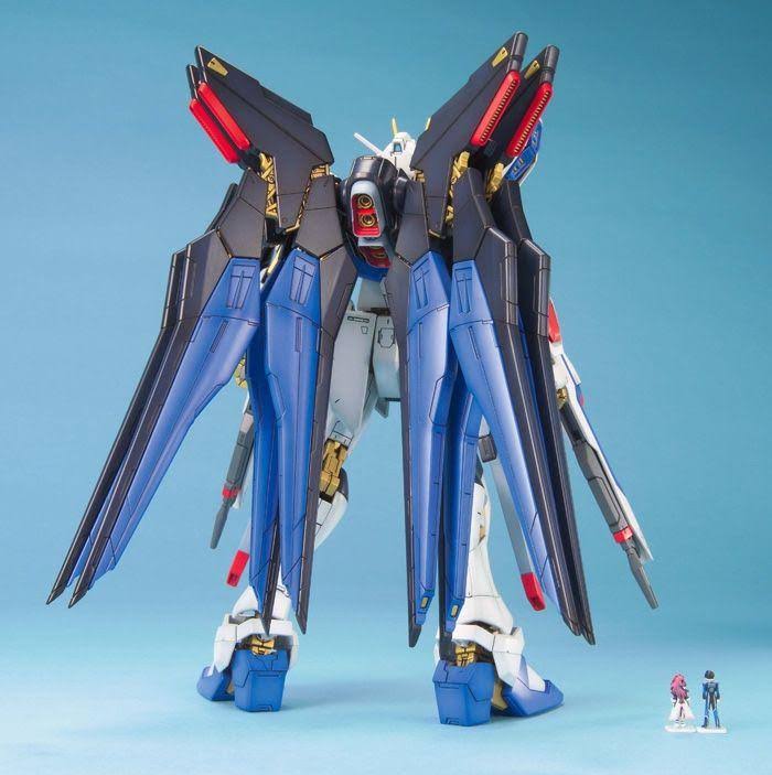 Bandai mg ZGMF-X20A Strike Freedom Gundam (Seed) 1/100