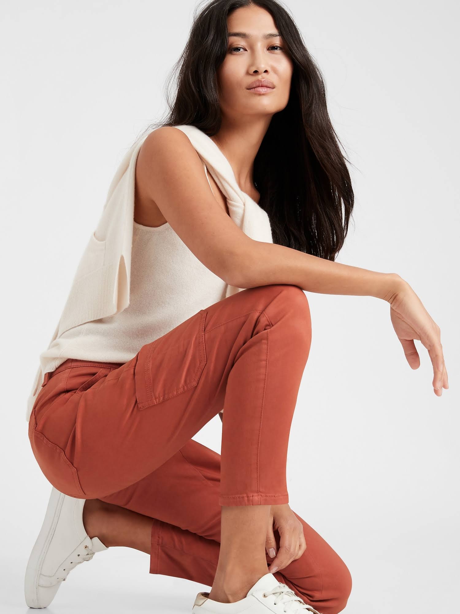 Banana Republic Women's Mid-Rise Skinny Cargo Chino Pant Copper Clay Size 0 Regular
