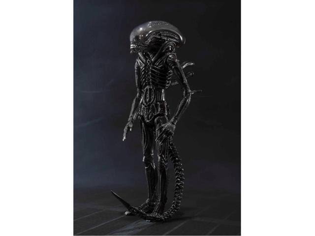 S.H. MonsterArts Big Chap Alien Action Figure