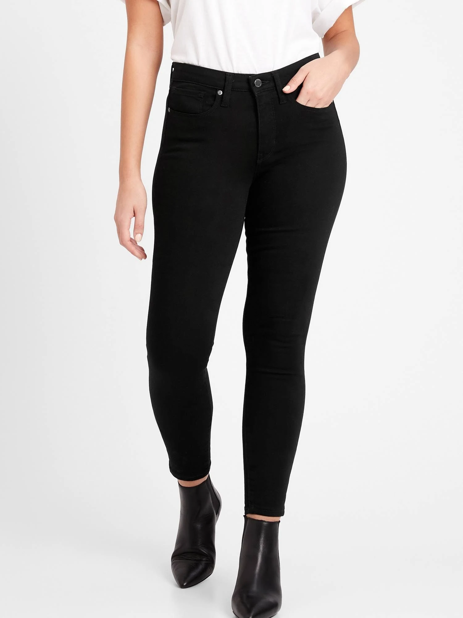 Banana Republic Women's Curvy Mid-Rise Skinny Fade-resistant Jean Black Size 24 Regular