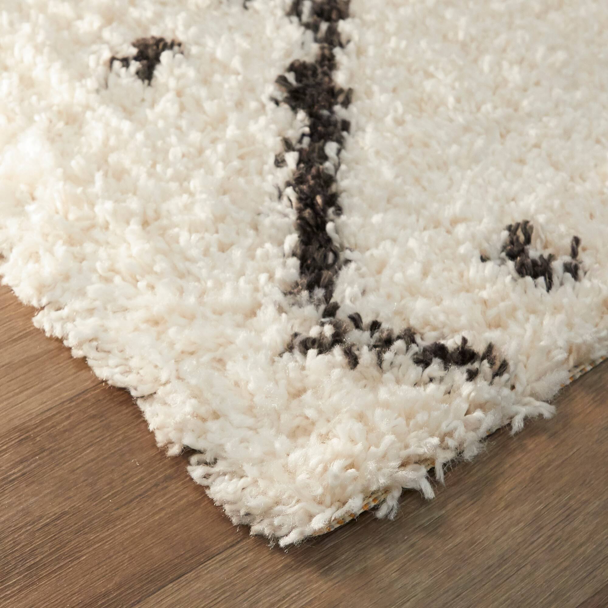 BALTA Duran Cream 5 ft. x 7 ft. Moroccan Shag Area Rug, Ivory