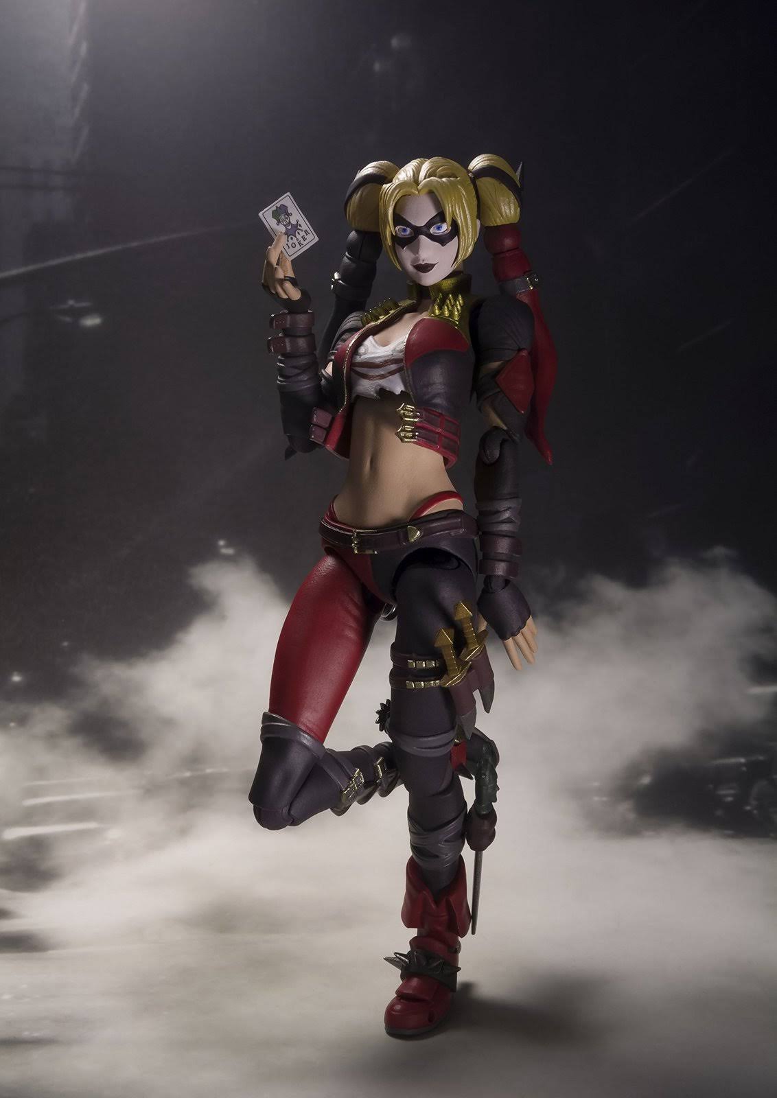 Harley Quinn Injustice Version S.H. Figuarts Action Figure